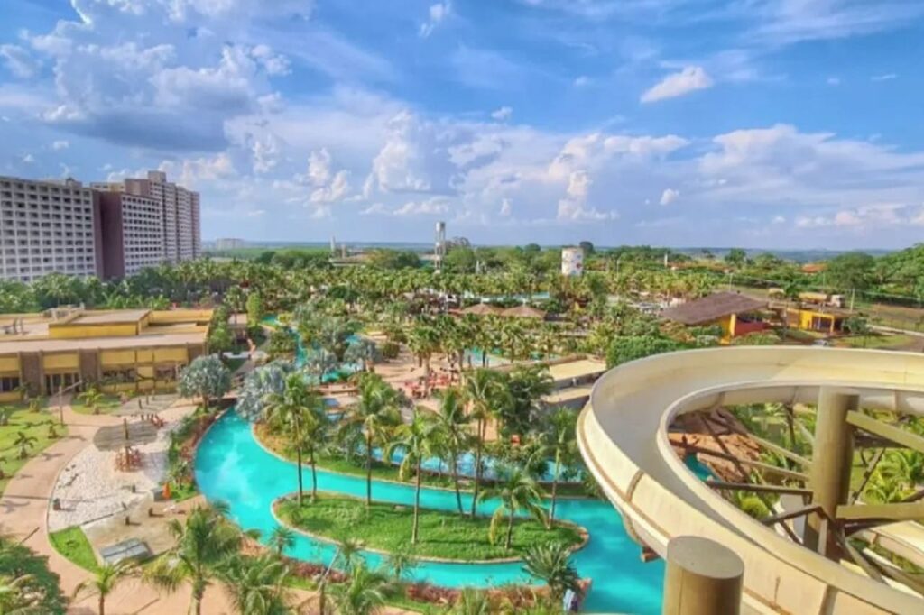 Resorts em Olímpia Hot Beach Resort vista parque aquático